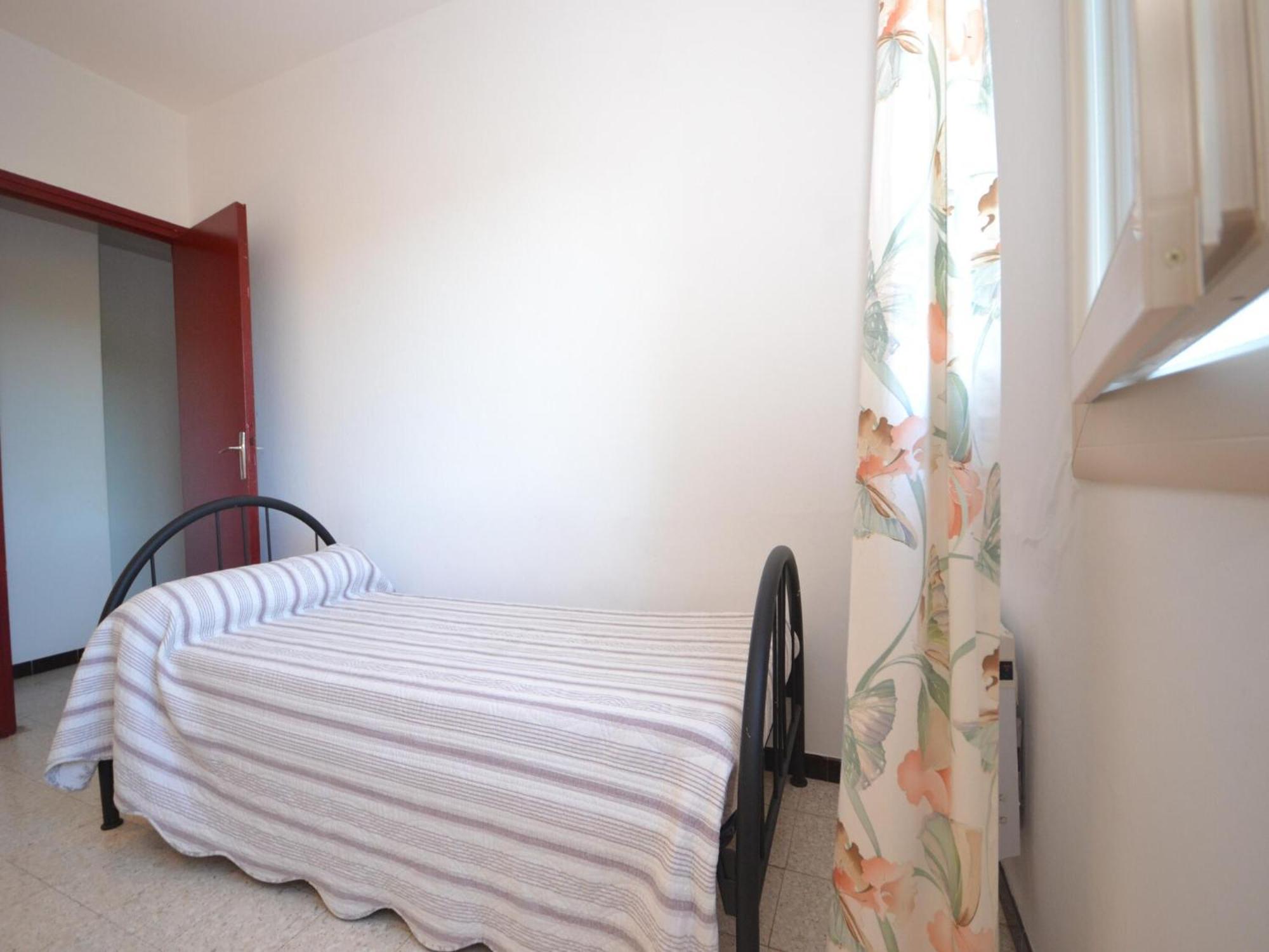 Apartment With Pool Amid Vineyards And Near The Beach Mèze Extérieur photo