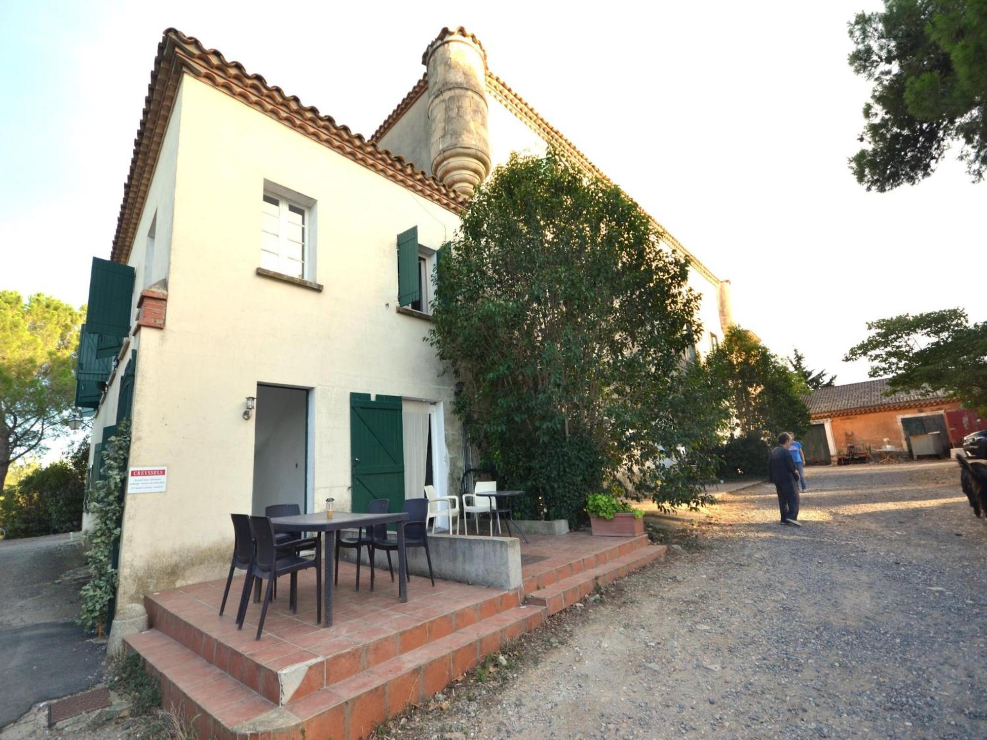 Apartment With Pool Amid Vineyards And Near The Beach Mèze Extérieur photo